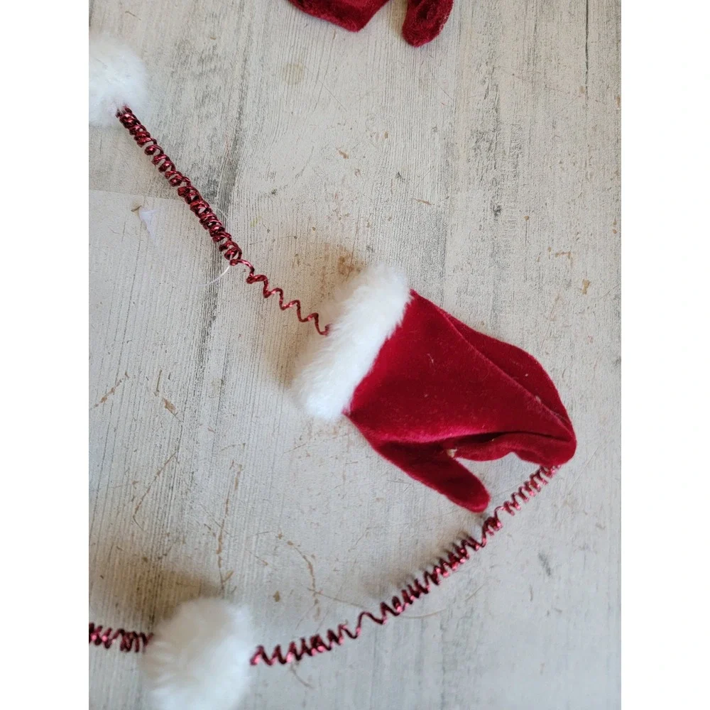 Vintage style mitten 4ft Garland red Xmas unique Santa Claus home decor